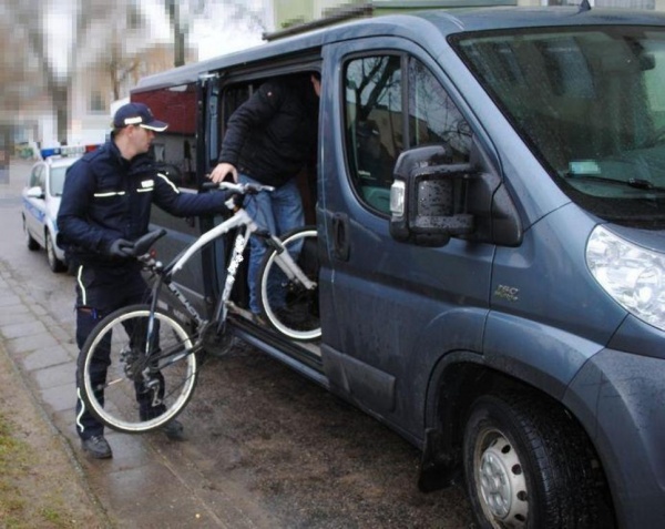 Praszka: policjanci odzyskali skradzione rowery
