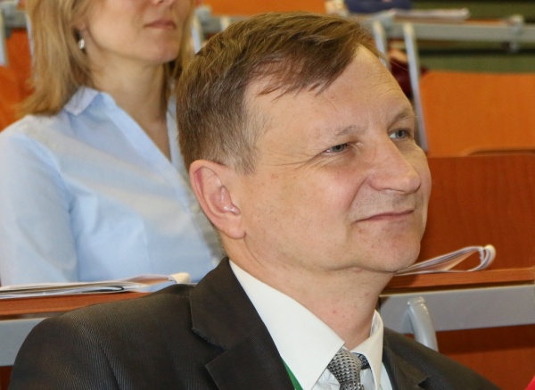 dr A. Szpakow