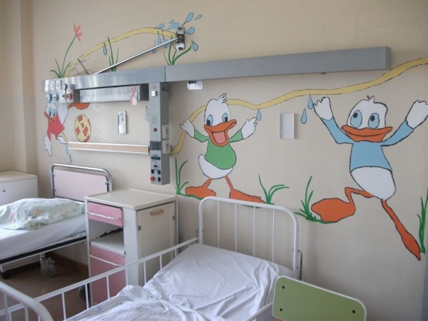 Sala na oddziale pediatrii Wojewódzkiego Centrum Medycznego w Opolu, fot. Monika Antczak