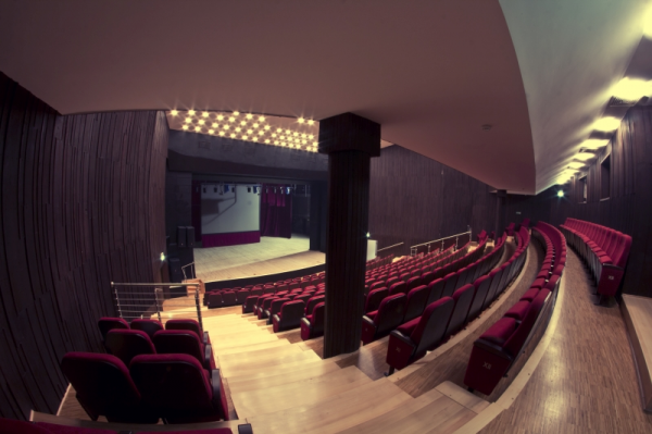 Sala teatralna NDK