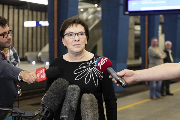 Premier Ewa Kopacz w drodze na Opolszczyznę / Fot. M. Śmiarowski/KPRM (flickr.com)