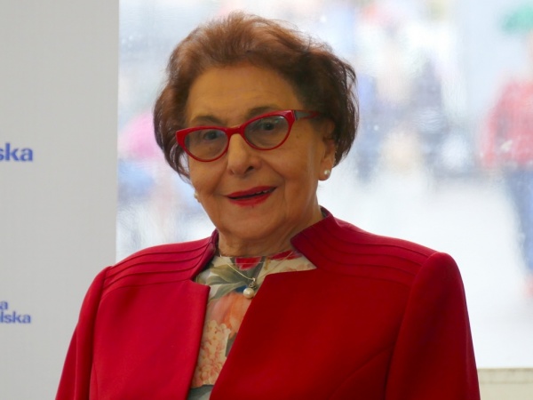 Prof. Dorota Simonides