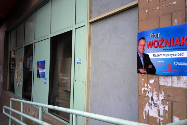 Plakaty wyborcze Piotra Woźniaka / ul. Bytnara Rudego w Opolu