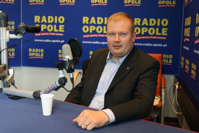 Poseł Zembaczyński odpowiada na zarzuty po publikacji listy Opolskich Misiewiczów