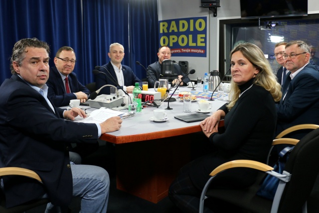 Gorąca dyskusja w studiu Radia Opole. Politycy ocenili expose nowego premiera