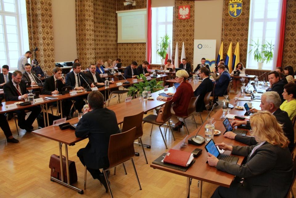Sesja Rady Miasta Opola (25.05.2017) [fot. Justyna Krzyżanowska]