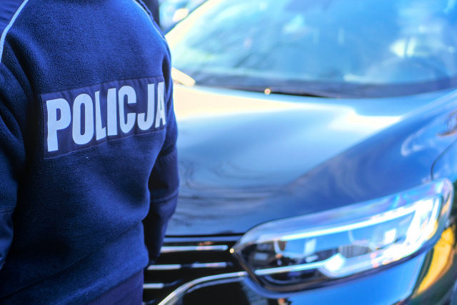 Policjanci ze Zdzieszowic zatrzymali sprawcę kradzieży rozbójniczej