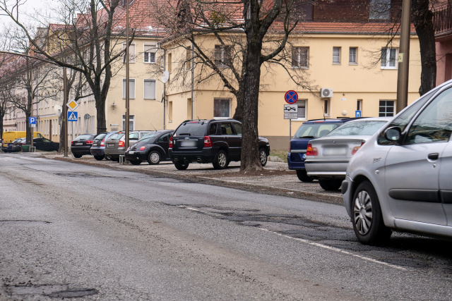 MZD Opole nie próżnuje mimo zimy, dlatego interwencyjnie uzupełnia ubytki na ulicach