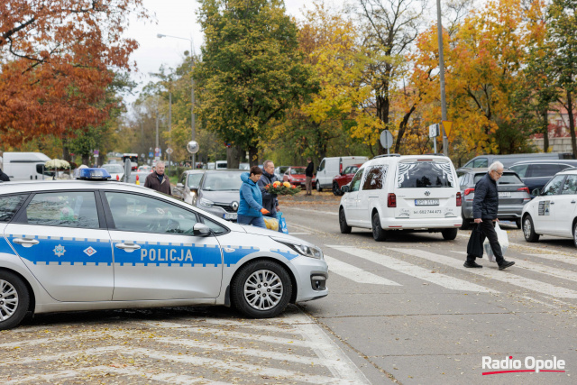 Zmiana organizacji ruchu przy cmentarzu na Półwsi. Zasady sprawdzone w ubiegłych latach