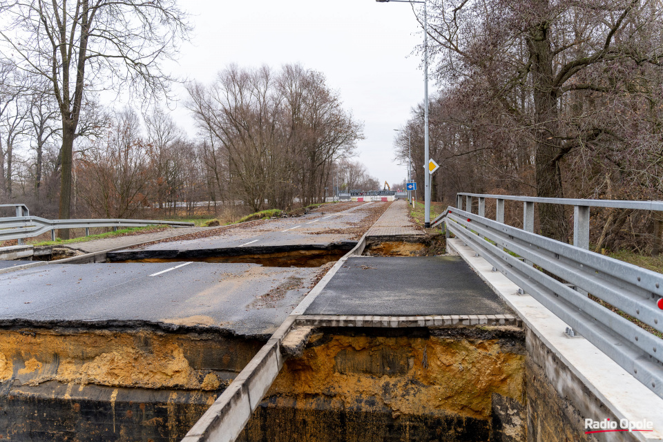 Uszkodzenia na DK45 w Krapkowicach, archiwum [fot. Adam Dubiński]