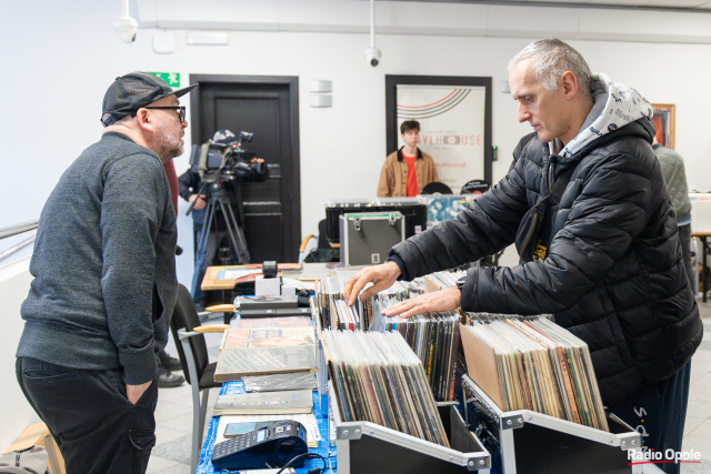 Vinyl Fest, czyli giełda czarnych płyt w Radiu Opole [ZDJĘCIA]