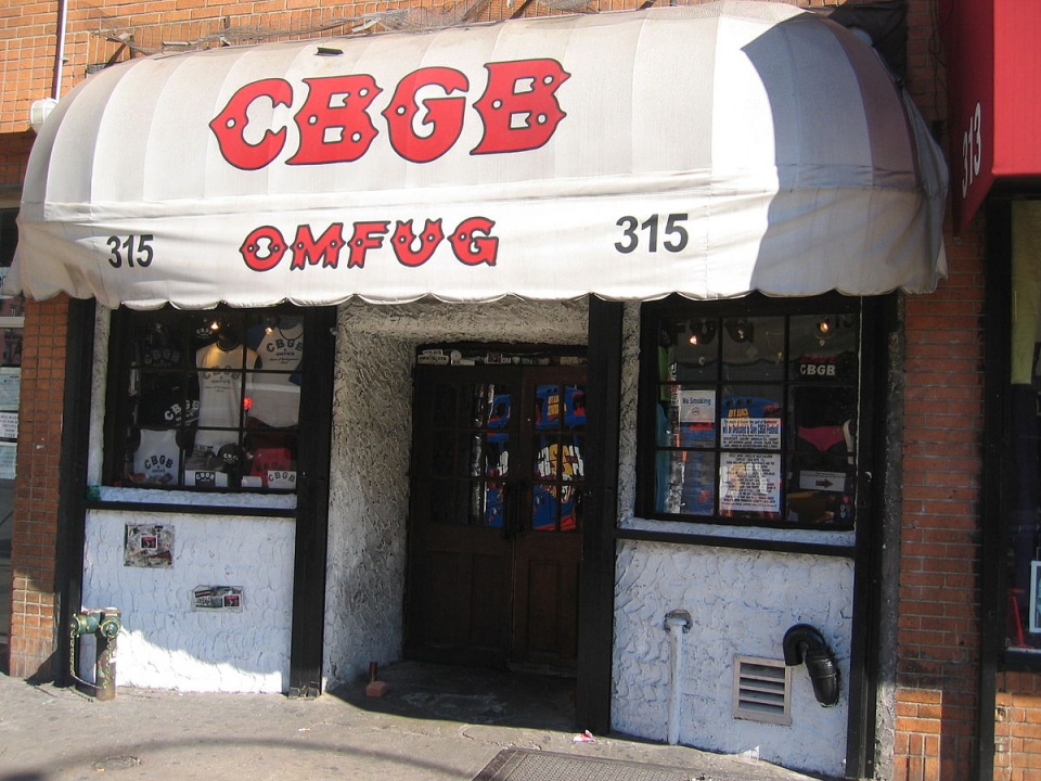 CBGB club facade [fot. Adicarlo z angielskojęzycznej Wikipedii. CC BY-SA 3.0 na podstawie Wikimedia Commons]