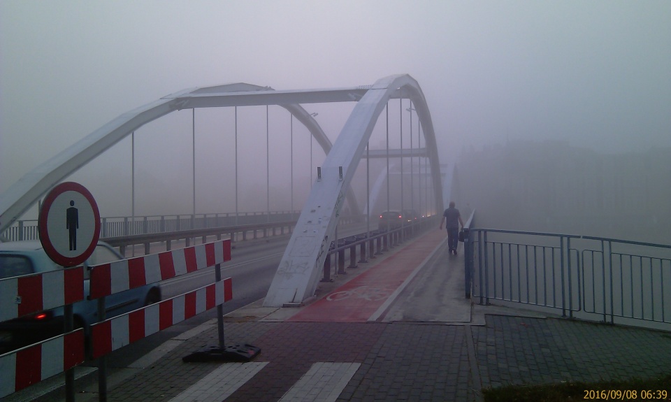 Most Piastowski mgła fot. Sławomir Kieler