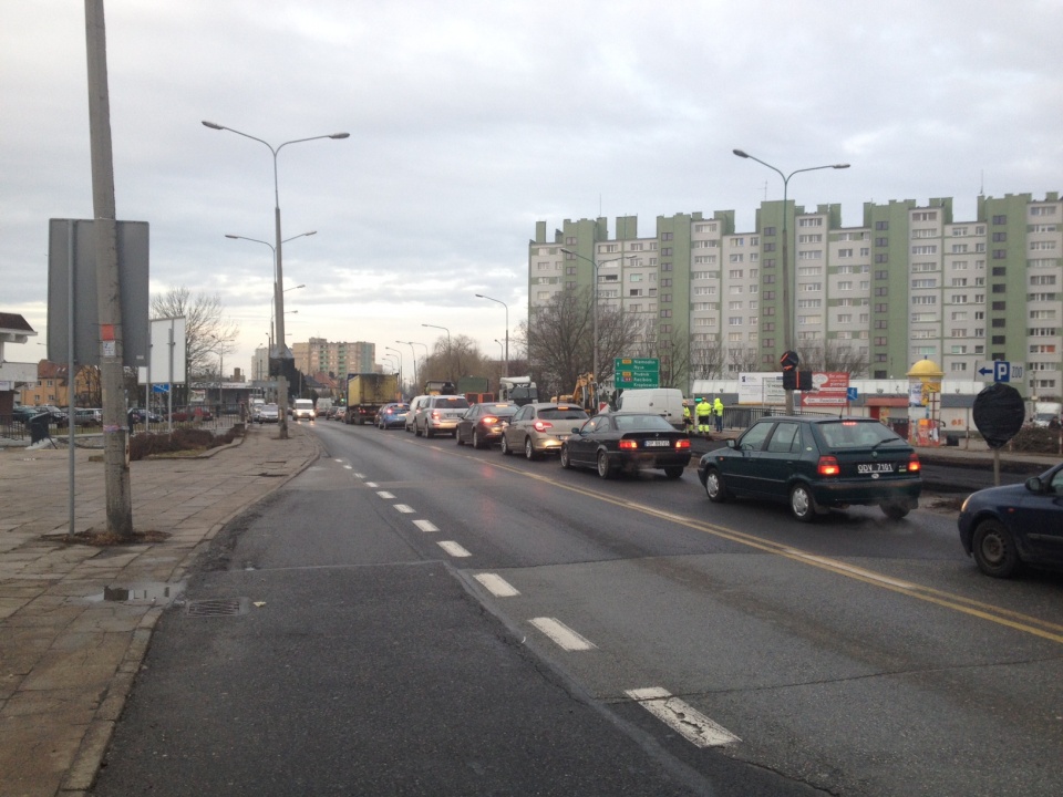 Remont ulicy Niemodlińskiej powoduje korki na Zaodrzu [fot: Sławek Kieler]