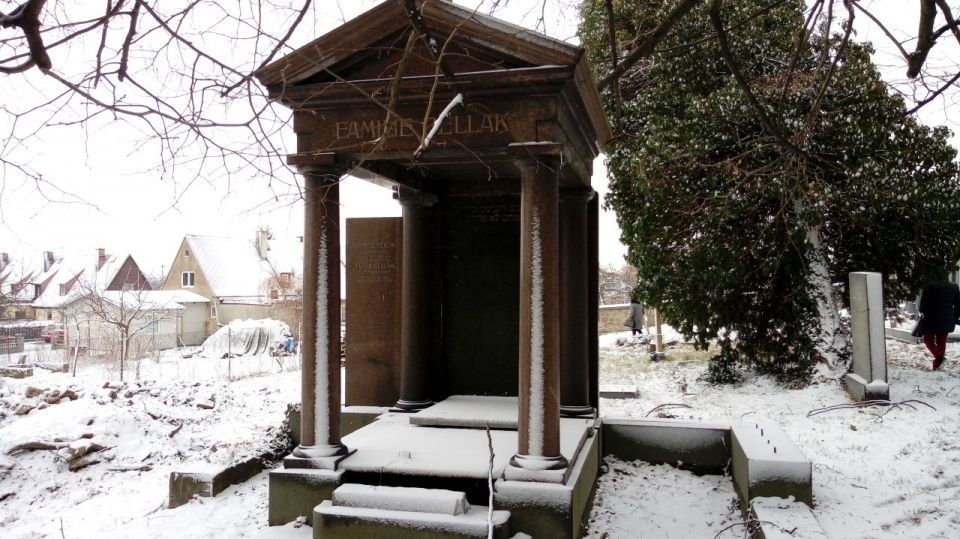Cmentarz Żydowski w Krnovie [fot. Ewelina Rusin-Różycka]
