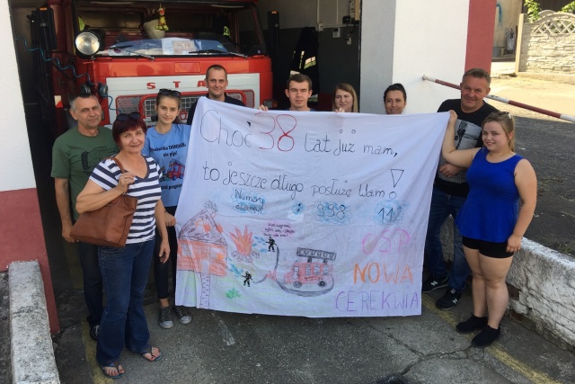 Strażacy z Nowej Cerekwi organizują zabawę dla chorej koleżanki
