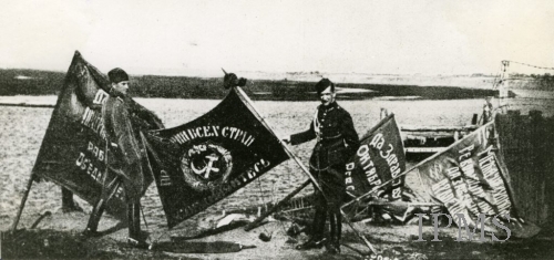 Sztandary bolszewickie zdobyte w bitwie pod Warszawą - 1920 r.