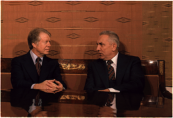 Edward Gierek z Jimmym Carterem – spotkanie 30 grudnia 1977 [National Archives and Records Administration]