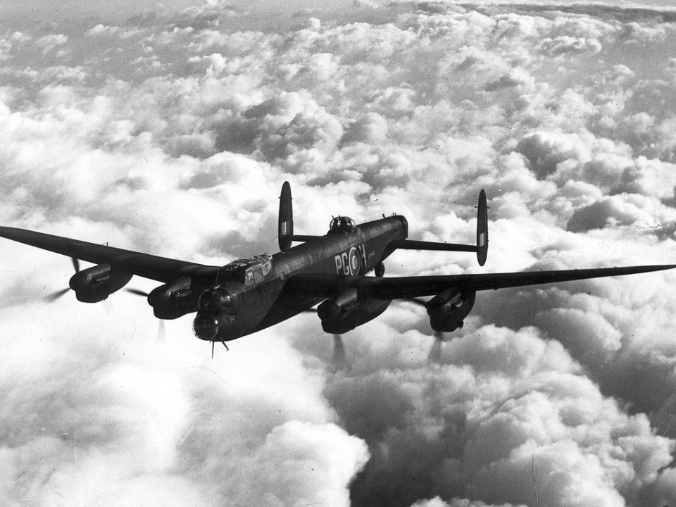 Avro Lancaster Mk 1 ExCC [fot. wikipedia/domena publiczna]