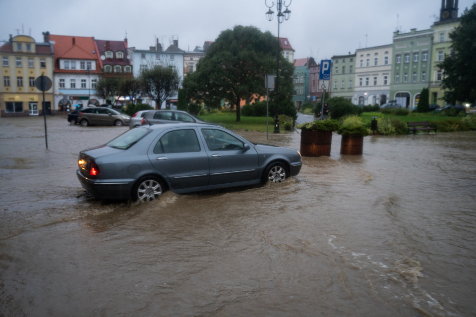 Вода на вулицях Глухолазів (Фото Марцін Бочек)