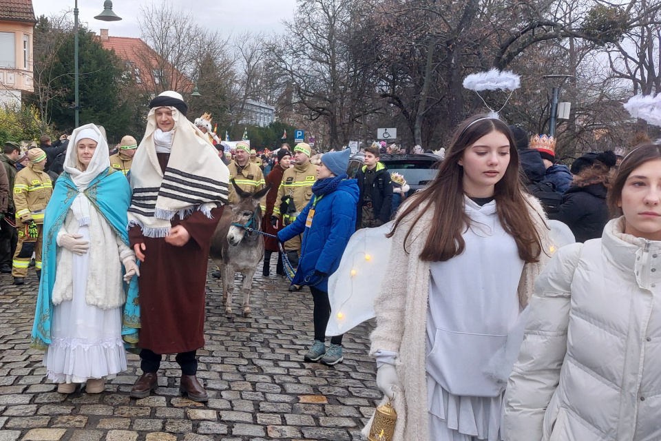 Масова процесія Трьох королів в Ополі (фото Світлани Мех)