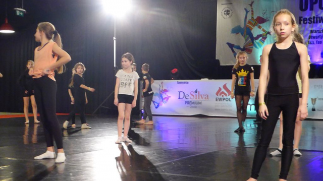 [FILM] Wybitni instruktorzy z Europy i Polski prowadzą taneczne warsztaty dla młodzieży w DomExpo w Opolu