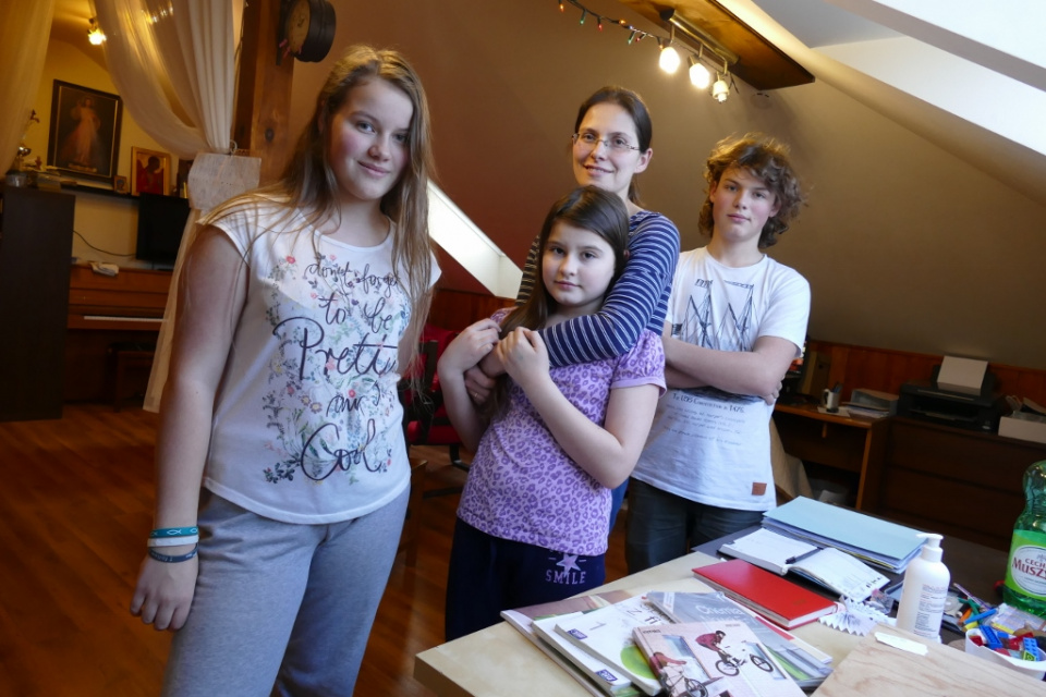 Anna Chyra edukuje swoje dzieci w domu [fot. Katarzyna Zawadzka]