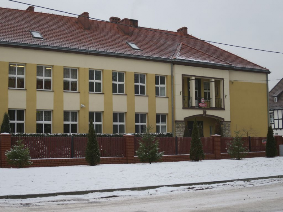 Szkoła [ foto: Bogusław Kalisz ]