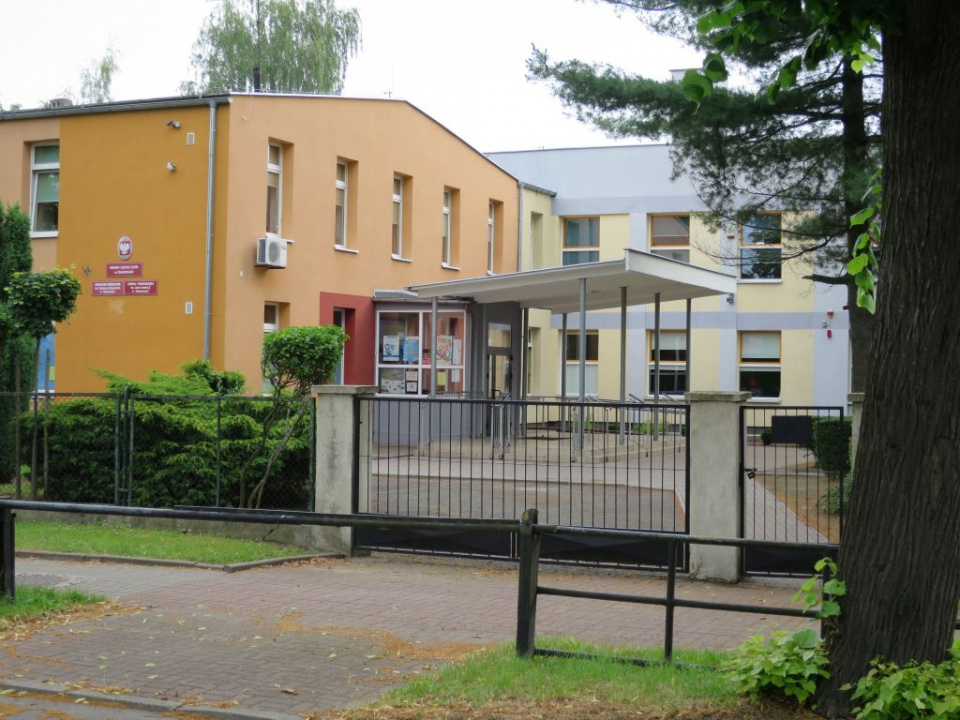 Szkoła podstawowa [ foto: Bogusław Kalisz ]