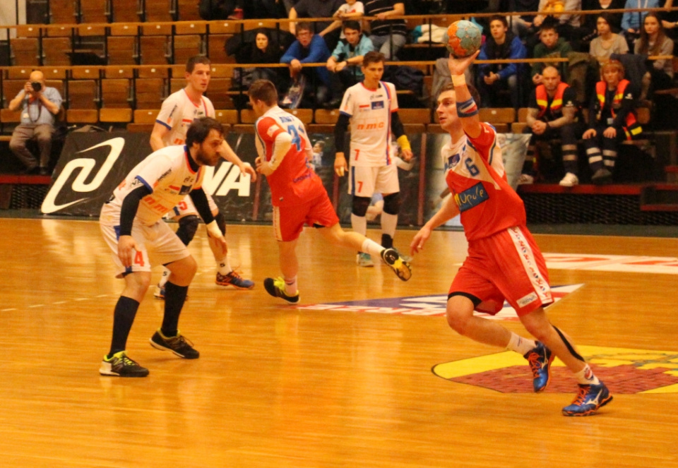 Górnik Zabrze - Gwardia Opole 32:31. Mecz w Zabrzu 12.03.2016 [fot. Donat Przybylski]