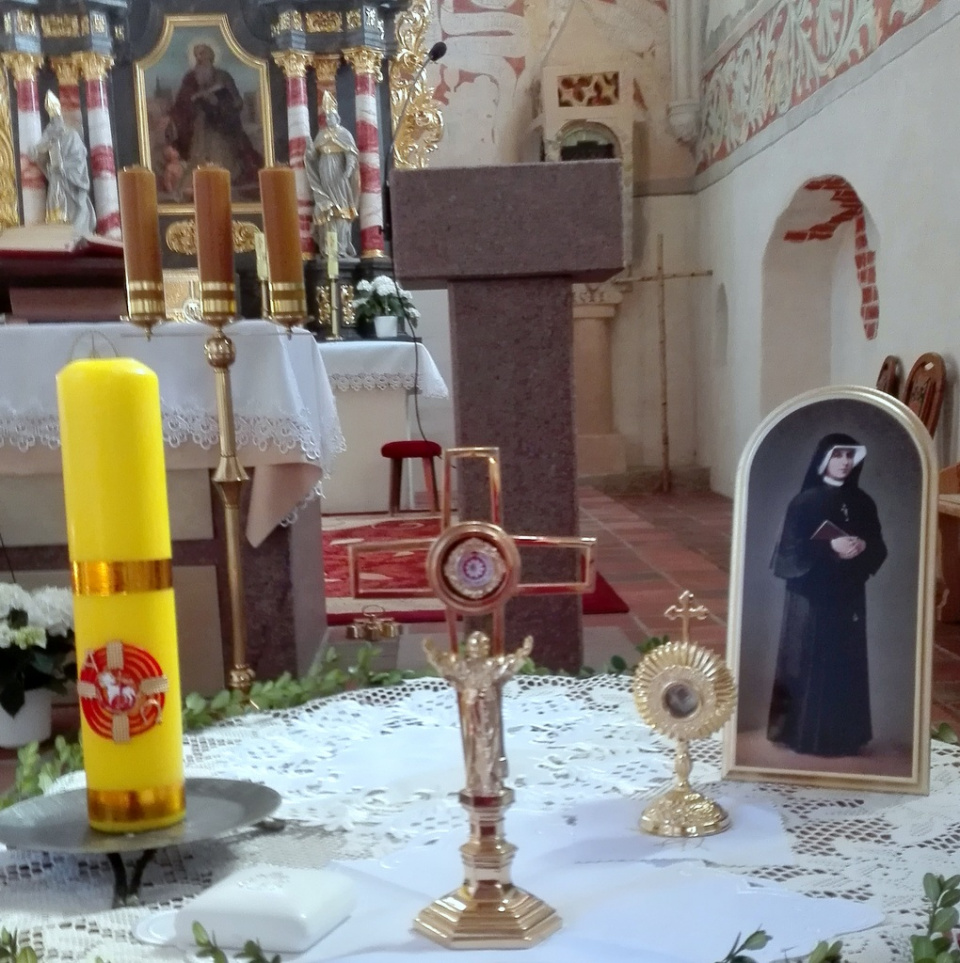 relikwie w kościele w Małujowicach [foto. Anna Hubert]