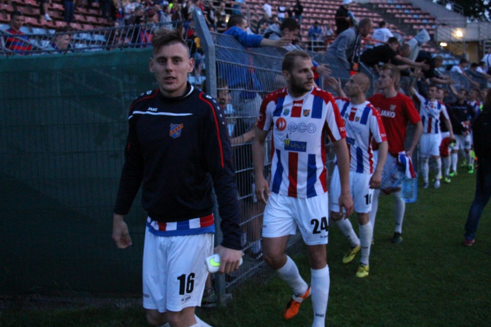 piłka nożna. Odra Opole - Piast II Gliwice 2:2. Mecz w Opolu 25.05.2016 [fot. Donat przybylski]