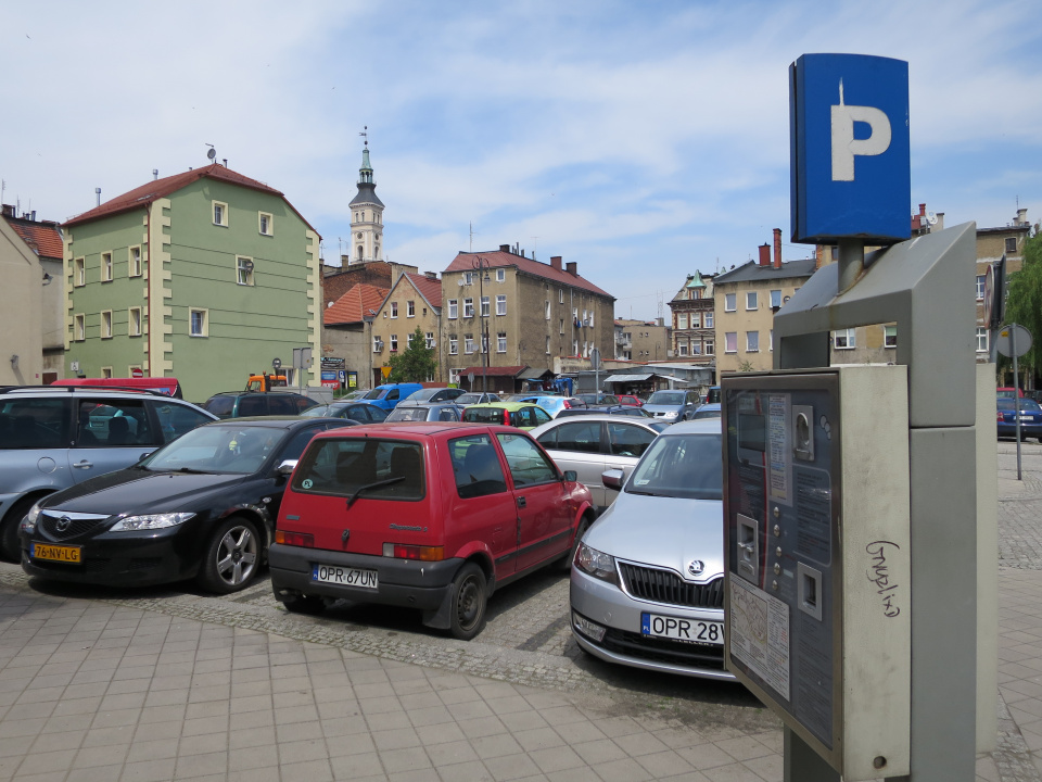 Strefa płatnego parkowania w Prudniku [zdj. Jan Poniatyszyn]