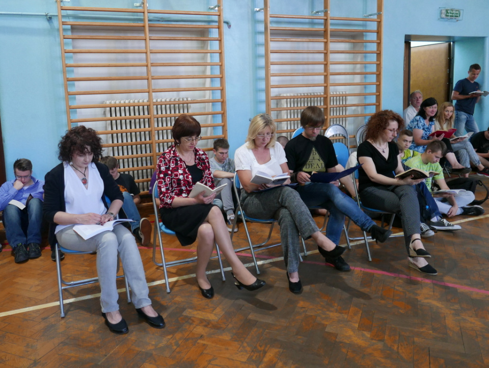 Akcja wspólnego czytania w Zespole Szkół Elektrycznych w Opolu [fot. Monika Pawłowska]