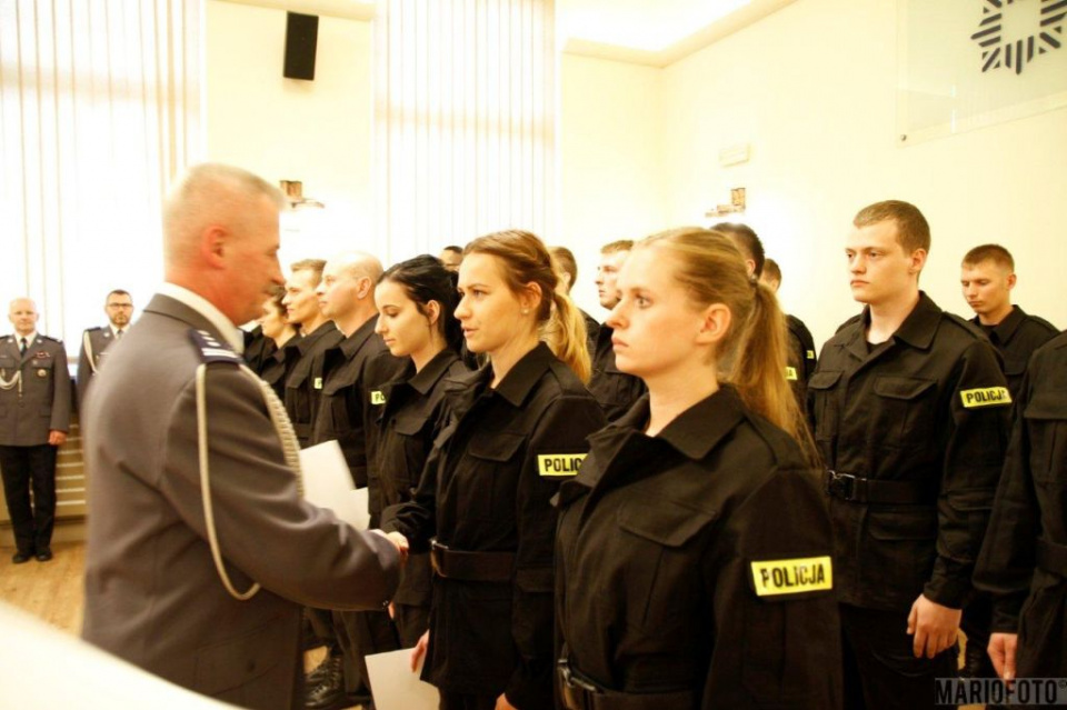 Ślubowanie policjantów [fot. Mariusz Materlik]