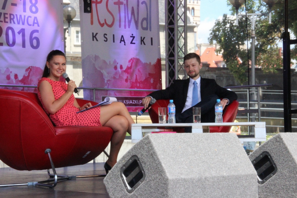 Opolski Festiwal Książki to także spotkania ze znanymi autorami [fot. Daria Placek]