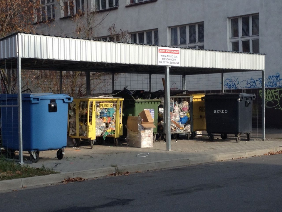 Wywóz śmieci w gminie Skarbimierz będzie droższy [fot. Maciej Stępień]