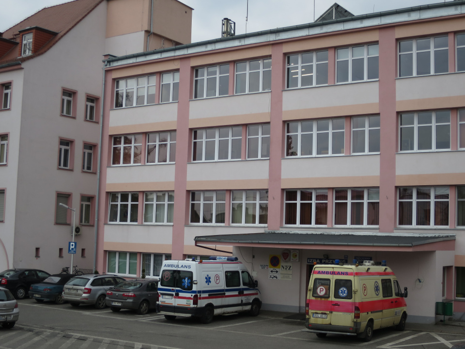 Szpital powiatowy w Głubczycach [fot. Jan Poniatyszyn]