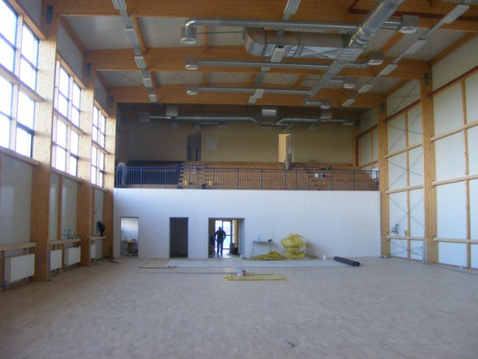Wnętrze nowej hali w Jarnoltowie[fot.UM Otmuchów]