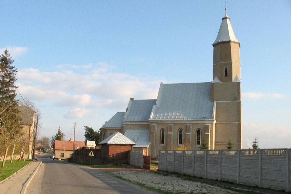 Kościół w Bliszczycach [fot. www.branice.pl]