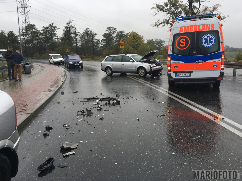 Wypadek na ulicy Niemodlińskiej w Opolu 2 [fot. Mariusz Materlik]