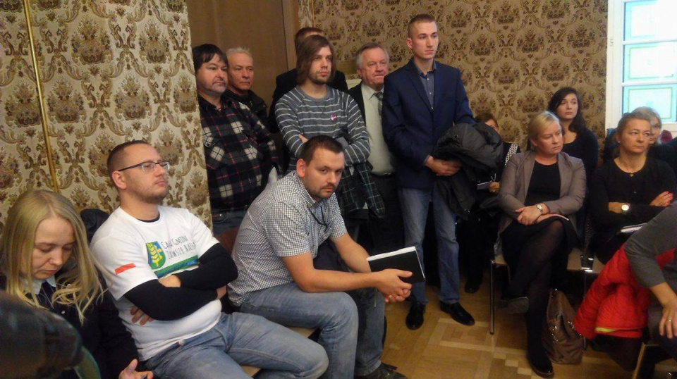 Mieszkańcy gminy Dobrzeń Wielki na sesji Rady Miasta [fot. Daria Placek]