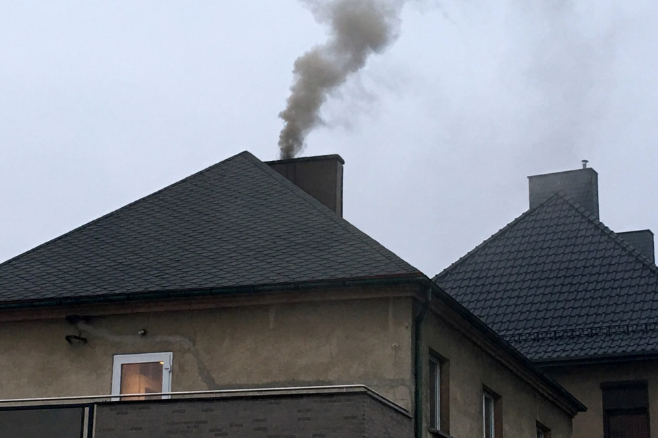 Dym z komina [fot. Agnieszka Pospiszyl]