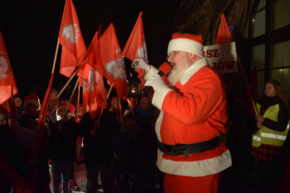 Marsz Mikołajów w Otmuchowie [fot. Paweł Konieczny]