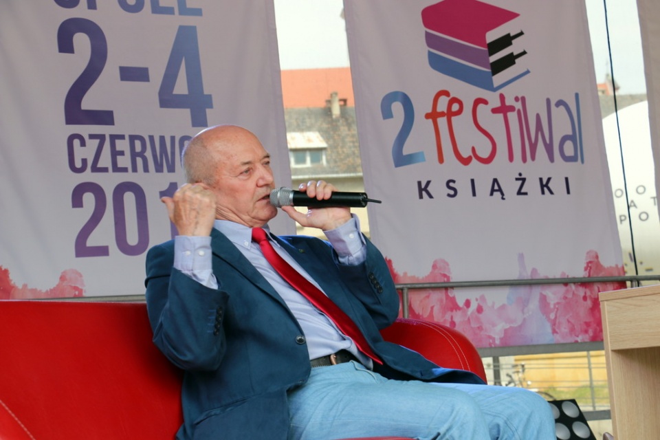 Festiwal Książki Opole 2017 - dzień trzeci. Spotkanie z Jackiem Pałkiewiczem [fot. Agnieszka Lubczańska]