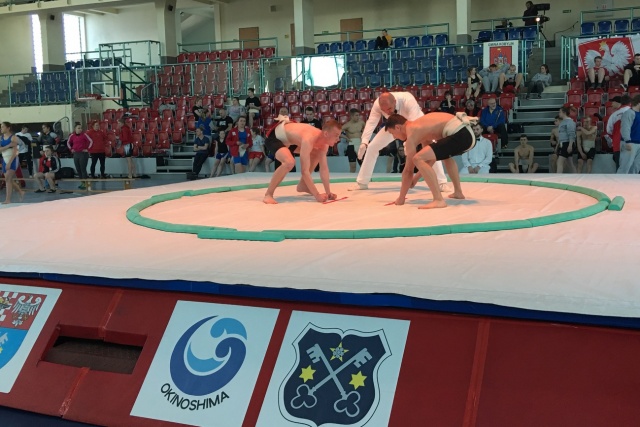 Mistrzostwa Polski seniorów w sumo odbywają się w Strzelcach Opolskich [ZDJĘCIA]