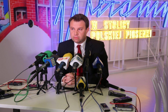 Marszałek Buła i starosta Sonik popierają decyzję prezydenta Opola w sprawie festiwalu