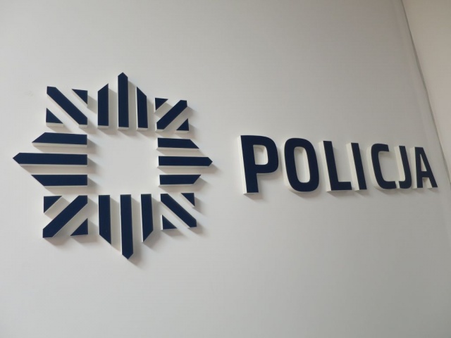Wrocławska prokuratura postawiła zarzuty policjantom, którzy uderzyli staruszkę