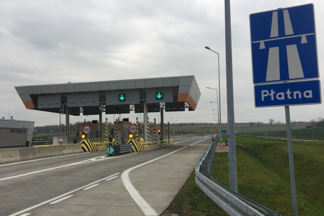 Pod koniec roku znikną bramki z autostrady A4 na odcinku od Gliwic do Wrocławia. Kierowcy - zadowoleni. Stanie na bramkach tamowało ruch