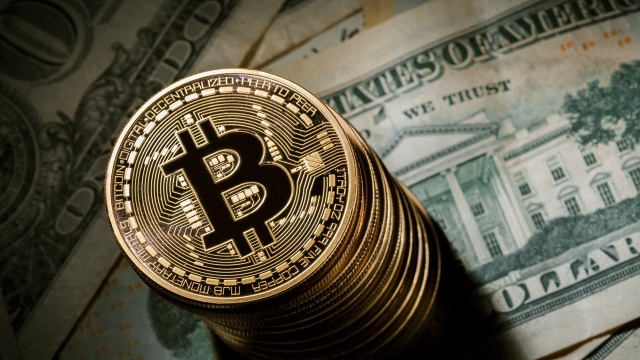 Bitcoin - nowa era pieniądza czy bańka spekulacyjna